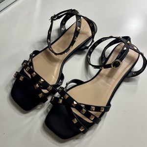 Brand New Lolashoetique size 6 sandals